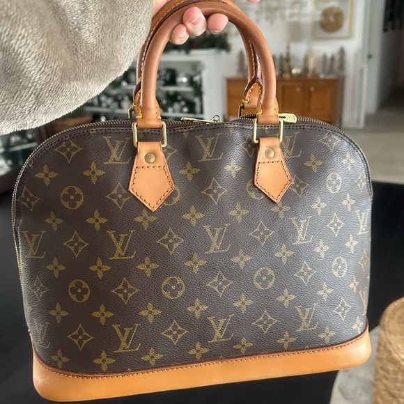 Louis Vuitton vintage Alma PM w/dust cover monogram leather MINT condition